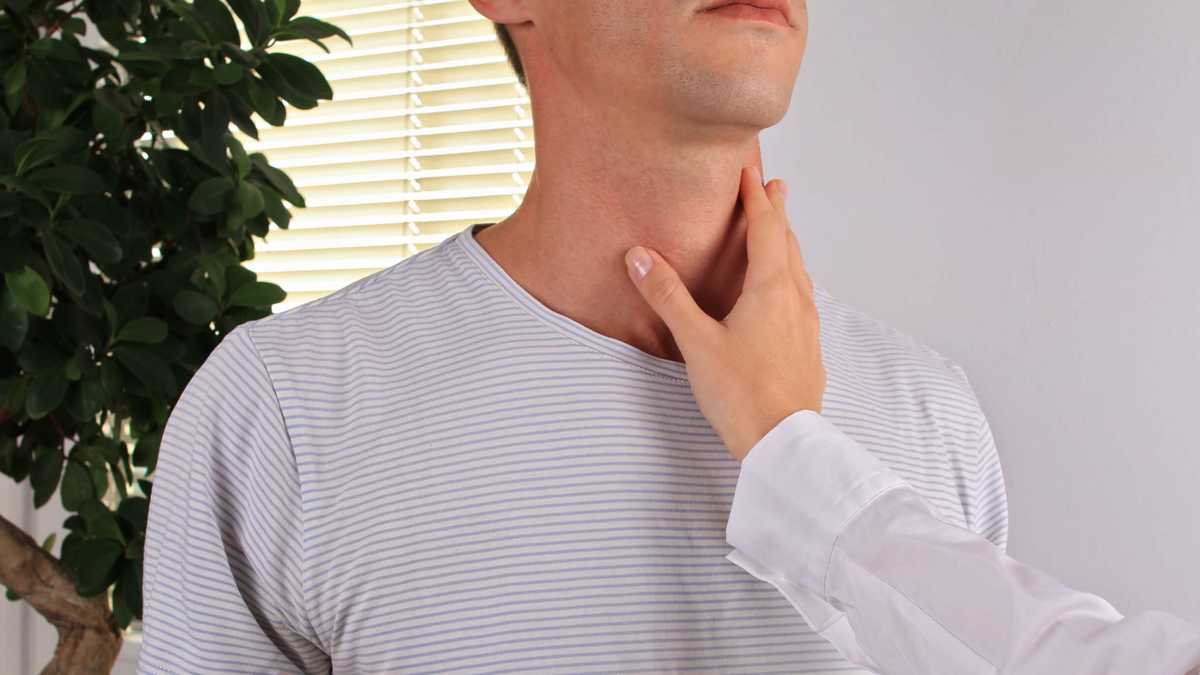 What Are the Early Signs and Symptoms of HIV?